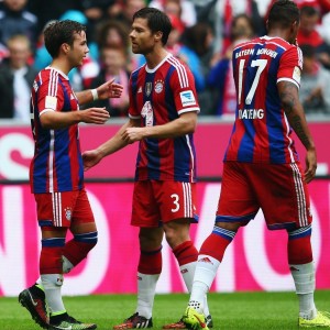 爱游戏电竞全站-球迷狂欢：现场粉丝的应援和互动瞬间，球迷爱好者