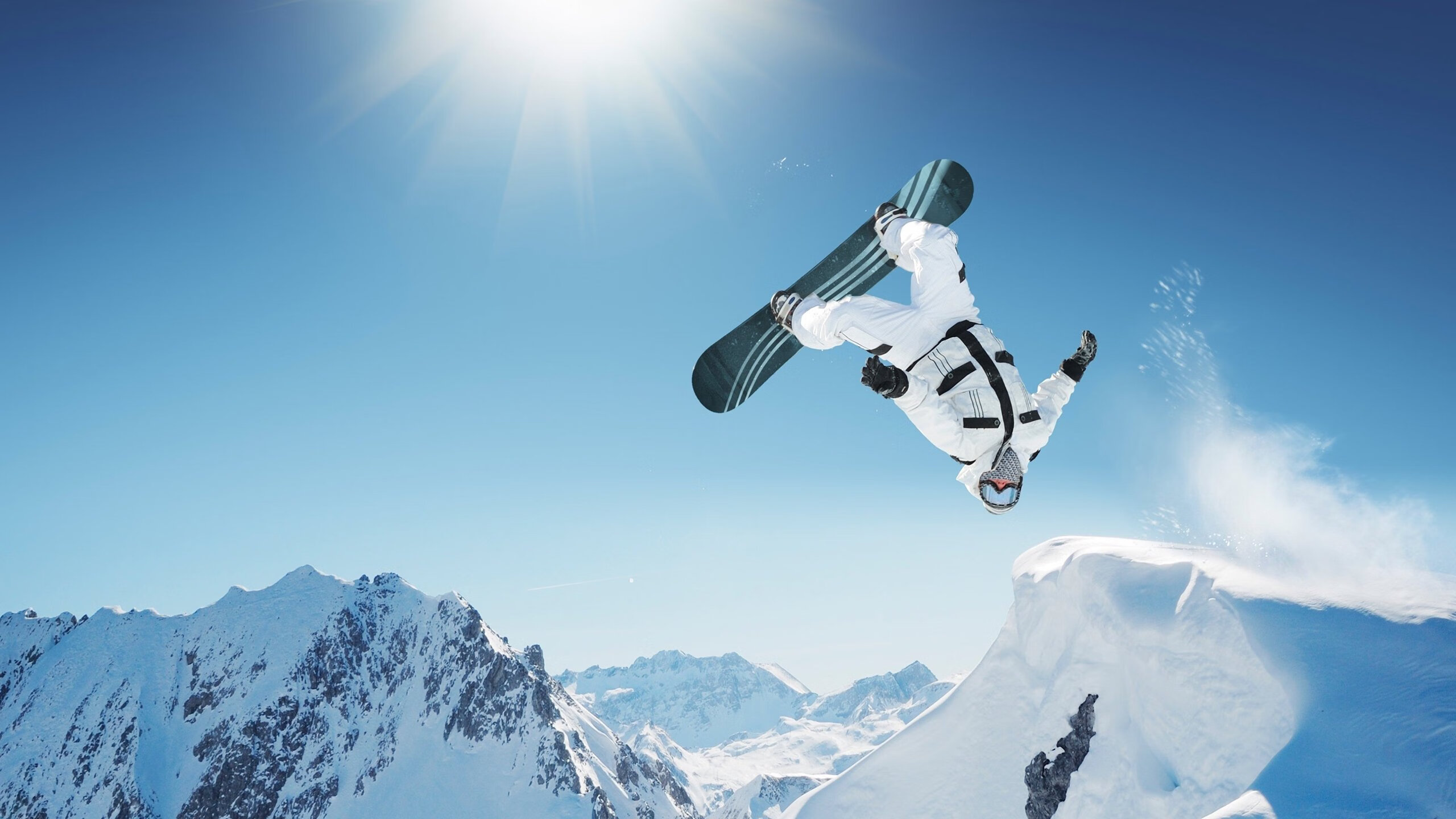 篮网发布新赛季目标，三巨头积极备战，篮网队新赛季